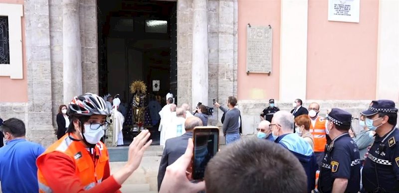 ep la basilica muestra la virgen de los desamparados ep la basilica muestra la virgen de los desamparados