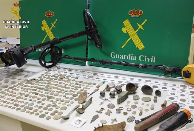 Nota Prensa Guardia Civil Dos Detenidos Presuntos Delitos Apropiación Indebida Y | GUARDIA CIVIL ep nota prensa guardia civildetenidos presuntos delitos apropiacion indebida y