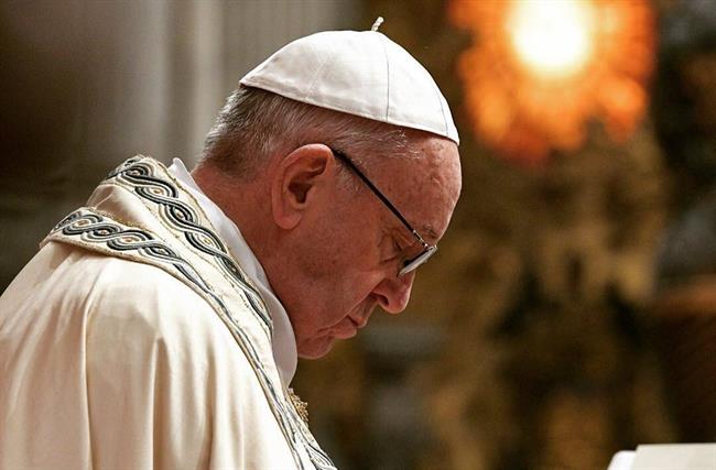 El Papa Francisco reza durante la celebración de la misa en el Vaticano | INSTAGRAM ep papa francisco reza durantecelebracionla misavaticano
