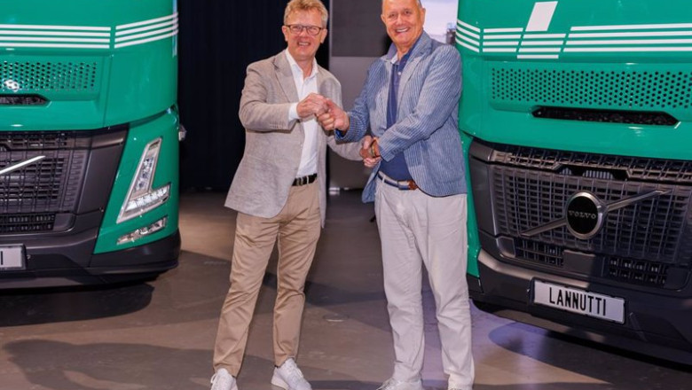 ep roger alm presidente de volvo trucks y valter lannutti director ejecutivo de lannutti group ep roger alm presidente de volvo trucks y valter lannutti director ejecutivo de lannutti group