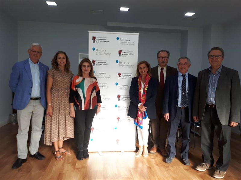 ep separ y senp acuerdan colaborar en iniciativas para mejorar la salud respiratoria de los ninos