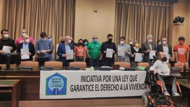 ep varios grupos parlamentarios firman el manifiesto que pide garantizar el acceso a la vivienda y