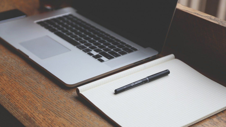 1624464293 desk 5933271280