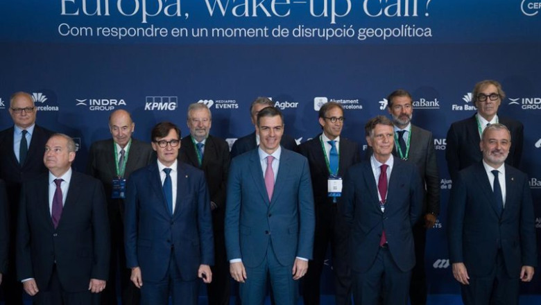 ep archivo   foto de familia en la apertura de la 40 reunio cercle deconomia en el palau de