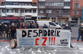 ep concentracion de trabajadores de itp castings contra los despidos