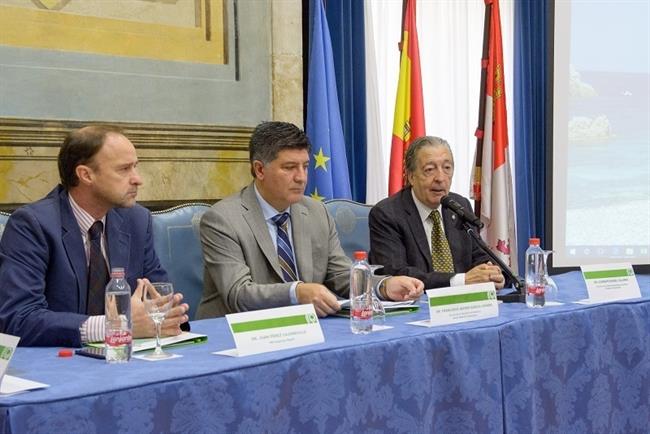 De izq a dcha Pérez Cajaraville, García Criado, Muriel Villoria | FUNDACIÓN GRÜNENTHAL ep de izqdcha perez cajaraville garcia criado muriel villoria