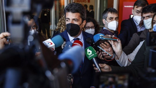 ep el presidente del pp de la comunidad valenciana carlos mazon ofrece declaraciones a los medios en