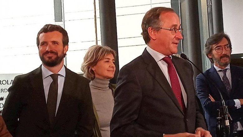 ep el presidente nacional del pp pablo casado junto a la exministra isabel garcia tejerina el