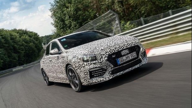 ep hyundai i30 fastback n camuflado