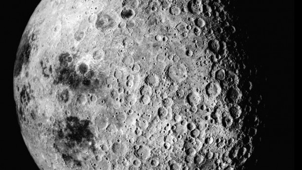 ep imagen captadaapollo 16la extremidadyotro ladola luna