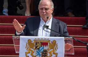 ep uli hoeness presidente del bayern munich