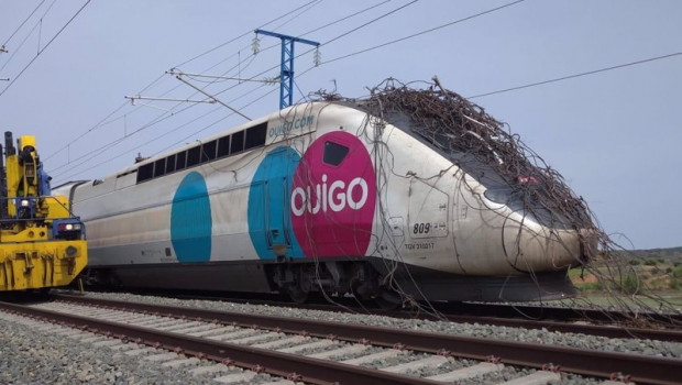 ep una averia que afecta a sistema de electrificacion interrumpe linea de alta velocidad