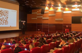 ep unicaja se reune con clientes de banca privada