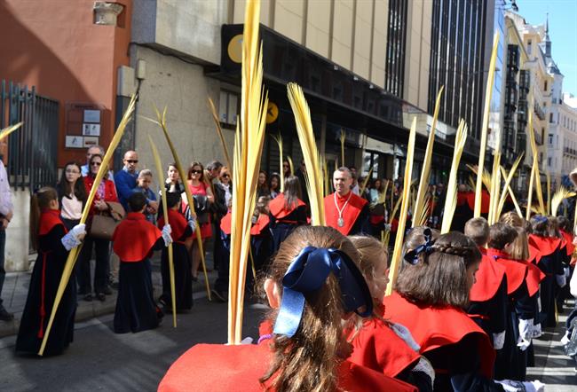 Valladolid. Miles de personas arropan a 'La Borriquilla' | EUROPA PRESS ep valladolid milespersonas arropan a la borriquilla