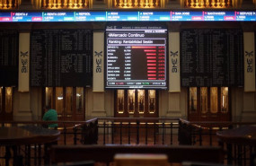 ep valores de la bolsa de madrid espana a 6 de noviembre de 2020 el ibex 35 mantenia un descenso del