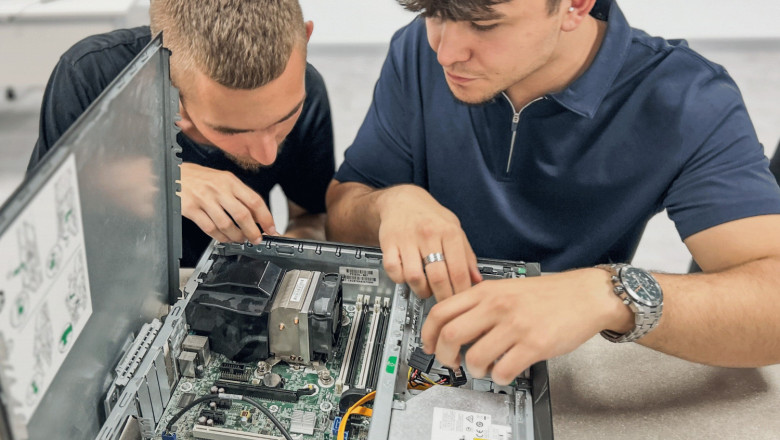 fp oficial desarrollo de aplicaciones multiplataforma instituto u 