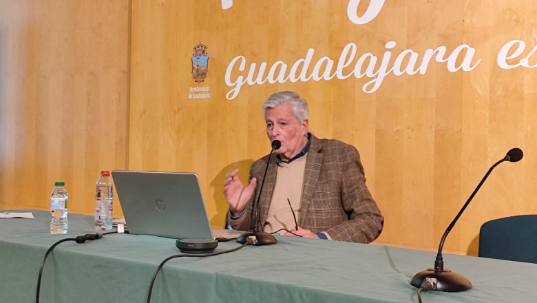 primera conferencia 25n 1 