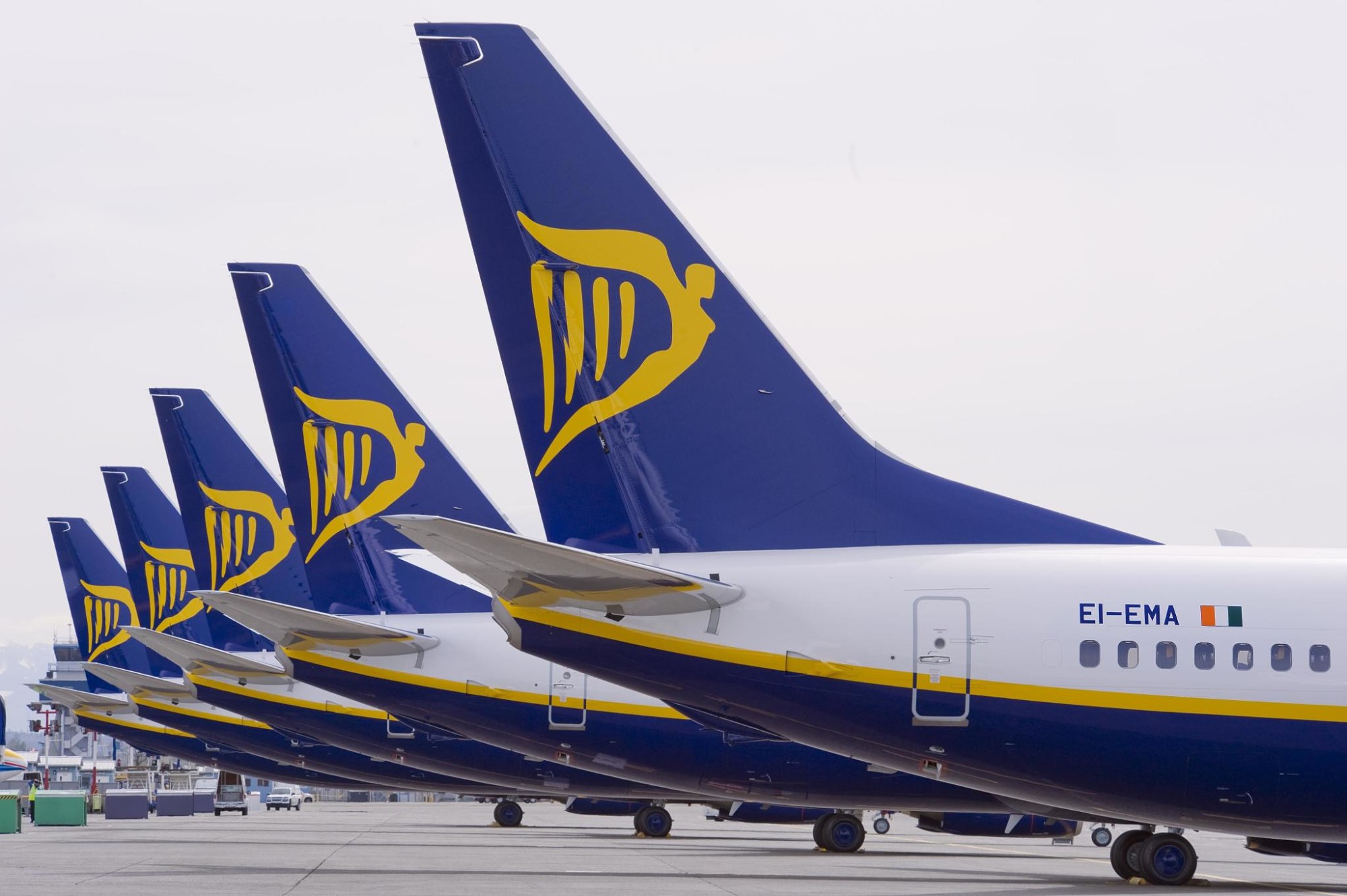 IAG y el resto de aerolíneas suben ante las malas noticias de Ryanair