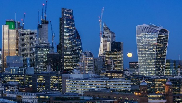 city london skyline moon