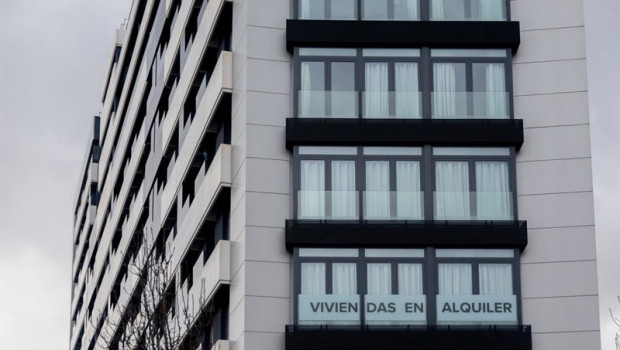 ep archivo   anuncio de viviendas en alquiler