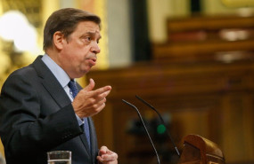 ep archivo   el ministro de agricultura pesca y alimentacion luis planas en el pleno del congreso