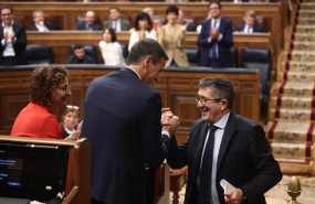 ep archivo   el presidente del gobierno pedro sanchez c el portavoz del psoe patxi lopez d y la