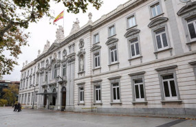ep archivo fachada del edificio del tribunal supremo con la bandera espanola en lo alto ep archivo fachada del edificio del tribunal supremo con la bandera espanola en lo alto