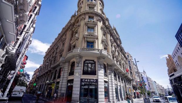 ep archivo   fachada y puerta del casino gran via madrid ubicado en la gran via madrilena en madrid