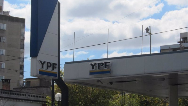 ep archivo   gasolinera ypf de buenos aires