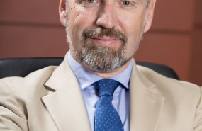 ep archivo   presidente de cesce fernando salazar