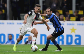 ep diego godin y paulo dybala en un inter de milan-juventus