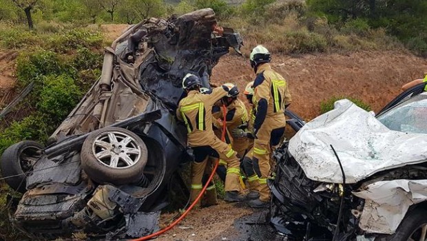ep dos personasfallecidotresresultado heridas leveseste accidente