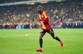 ep el jugador del galatsaray onyekuru celebrando un gol