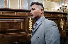 ep el portavoz de erc en el congreso gabriel rufian llega a un pleno en el congreso de los diputados