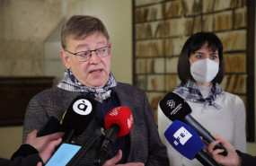 ep el presidente de la generalitat ximo puig y la ministra de ciencia e innovacion diana morant tras