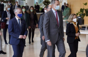 ep el rey felipe vi acompanado por la vicepresidenta primera del gobierno nadia calvino y el