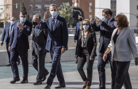 ep el rey felipe vi c acompanado por la vicepresidenta tercera del gobierno nadia calvino 3d y el