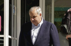 ep fernando martinez de irujo visita a su hermano cayetano martinez de irujo durante su ingreso en