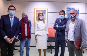 ep i-d el presidente de ceoe antonio garamendi el lider de ugt pepe alvarez la ministra de trabajo ep i-d el presidente de ceoe antonio garamendi el lider de ugt pepe alvarez la ministra de trabajo