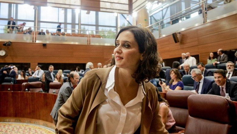 La presidenta de la Comunidad de Madrid, Isabel Díaz Ayuso, llega a la Asamblea de Madrid para una sesión plenaria, en Madrid (España), a 3 de octubre de 2019. | Ricardo Rubio - Europa Press ep la presidenta de la comunidad de madrid isabel diaz ayuso llega a la asamblea de madrid para una