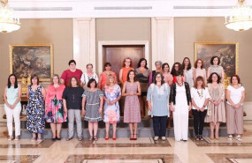 ep la reina letizia recibela zarzuelala red estatalmujeres salud mental espana