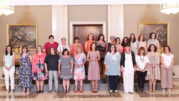 ep la reina letizia recibela zarzuelala red estatalmujeres salud mental espana