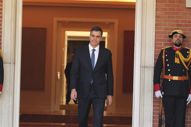 Pedro Sánchez se estrena como presidente recibiendo a su homólogo ucraniano | EUROPA PRESS ep pedro sanchezestrenapresidente recibiendosu homologo ucraniano