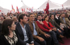 ep pedro sanchezpuentetudancasu derecha e izquierda