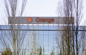 ep sede de la empresa orange en el parque empresarial la finca de pozuelo de alarcon en madrid