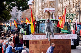 ep tractorada de ganaderos cantabros en santander en protesta por el bajo precio de la leche la