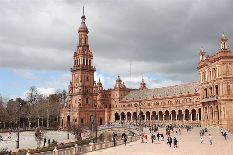 España cierra un primer trimestre histórico para el turismo con 16,1 millones de visitantes