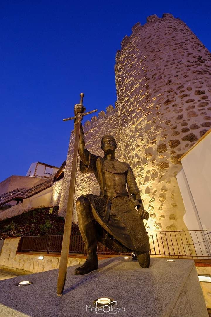 escultura alfonso xi cabra cordoba 1 1 1