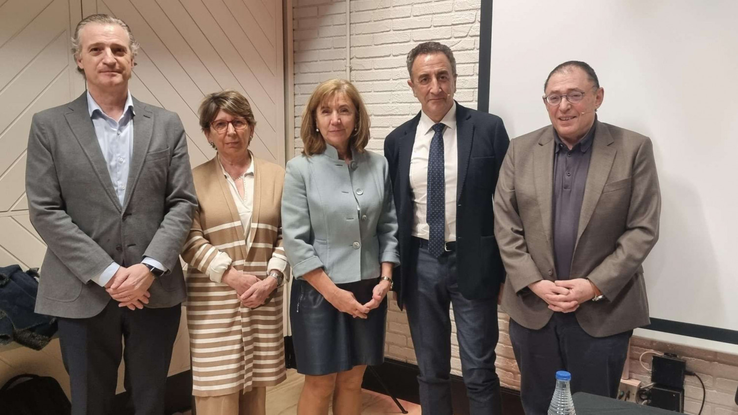 1643902345 imgpshfullsize anim 1 