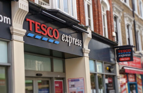 dl tesco express shop sign supermarket